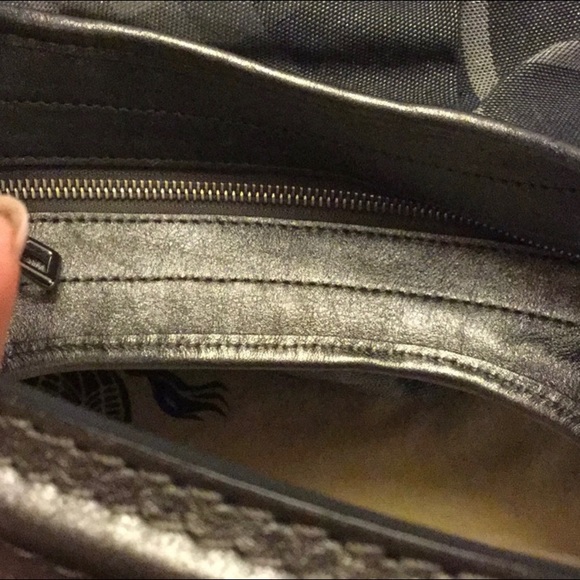 Medium size Burberry bag, grey and silver - Picture 4 of 6